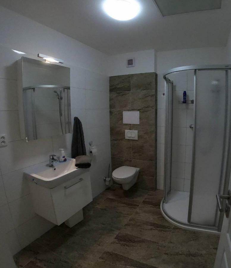 Apartmany U Zamecku Хлоховец Екстериор снимка